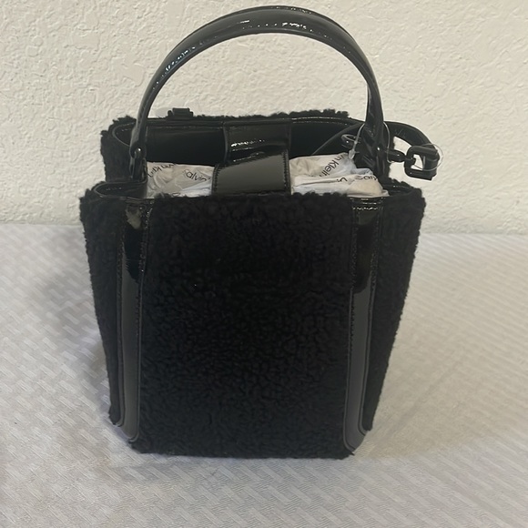 Calvin Klein Astatine Sherpa Triple Compartment Mini Hobo Bag - Picture 4 of 4